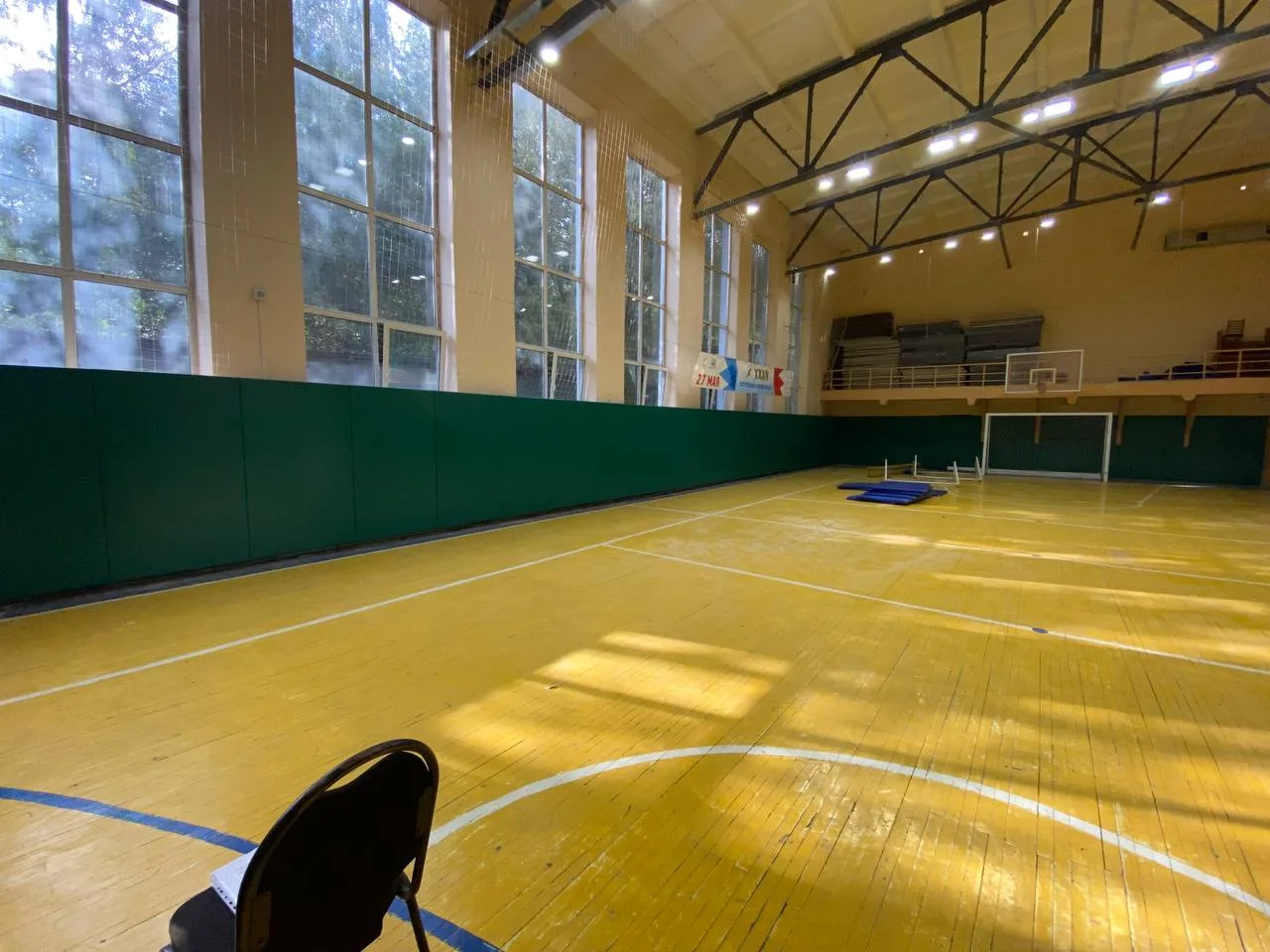 Спортзал Торпедо в процессе подготовки к монтажу протекторов