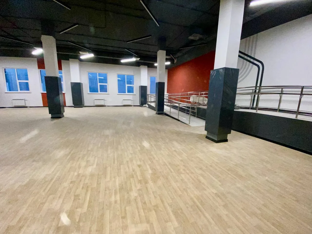 Финальный вид спортзала школы борьбы Воронеж готов к тренировкам